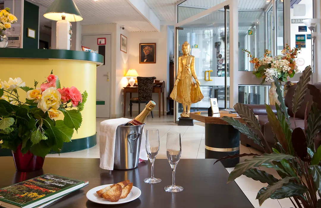 Hôtel Villa Berlioz-1
